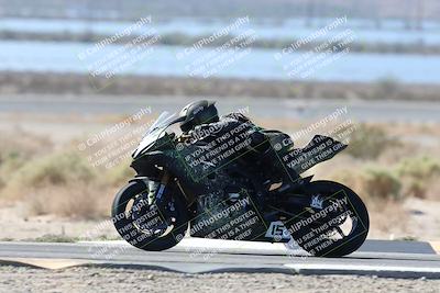 media/Oct-05-2025-CVMA (Sun) [[beeef4f201]]/Race 2-Supersport Middleweight/